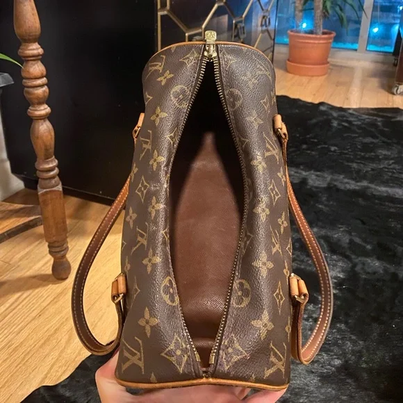 Louis Vuitton Papillon Bag - Picture 4 of 4